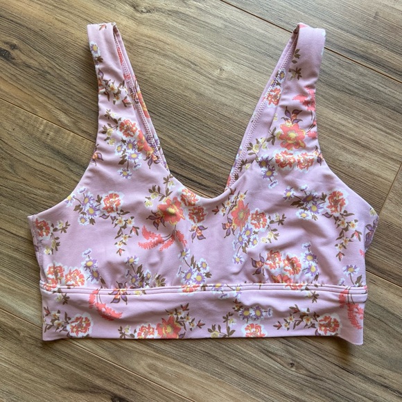 aerie Other - Aerie Offline Real Me floral sports bra